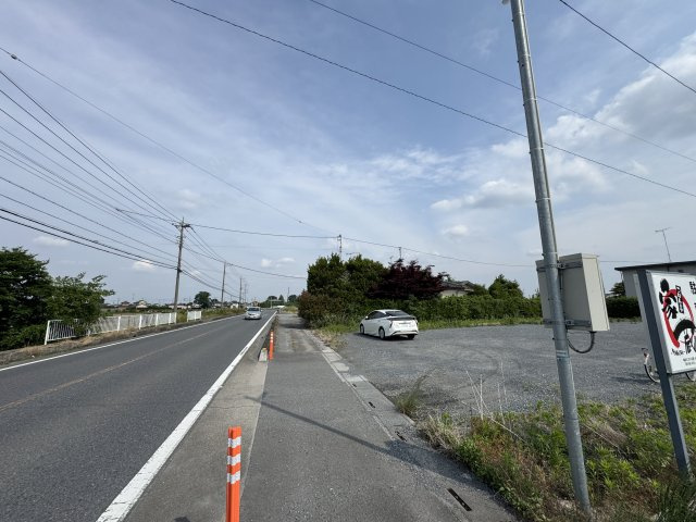 -三丁目不動産-　深谷市石塚　元飲食店の駐車場