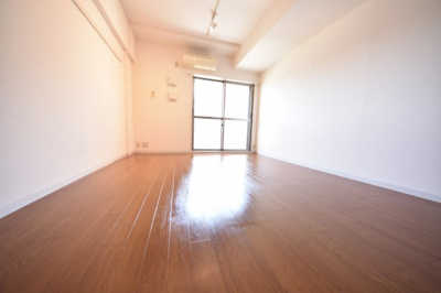 【居間・リビング】 | ベルフェリーク新神戸