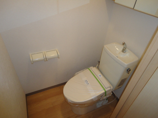 フレッシュパレス堀越のトイレ|ＷＣ(人感センサーライト)