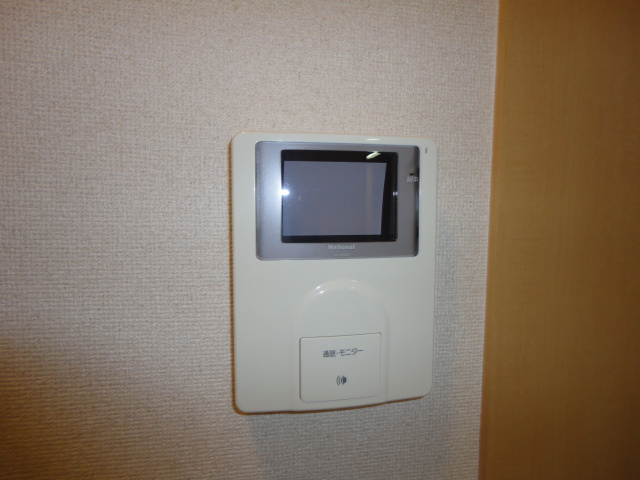 フレッシュパレス堀越のセキュリティ|カメラ付インターホン