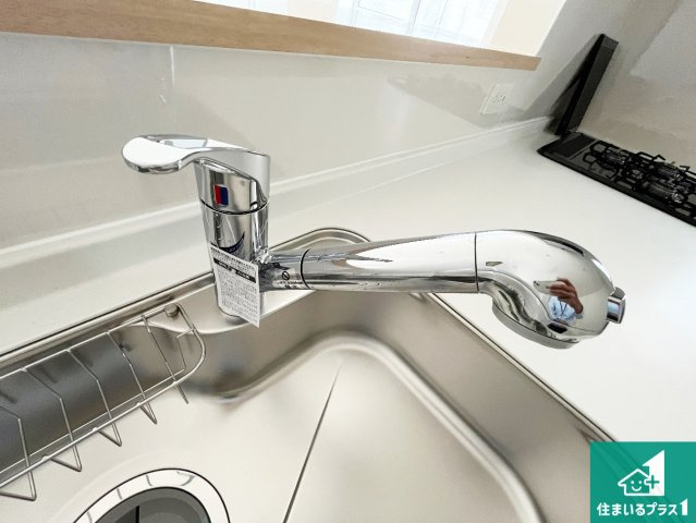 大津市坂本　第33期　新築一戸建ての設備|浄水器を内蔵！炊飯時、お茶を作る時に安心してお水を使えます！お湯と冷水、浄水と原水、シャワーの切替えもワンタッチです！