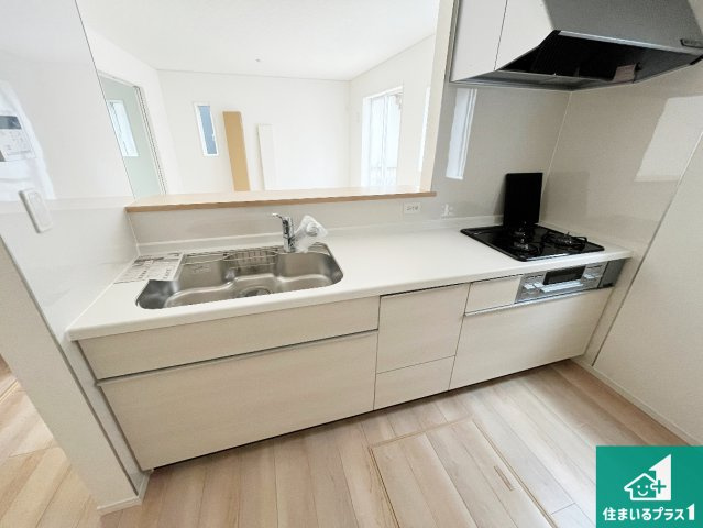 大津市坂本　第33期　新築一戸建てのその他|スライド式の収納！浄水器付きシャワー水栓！