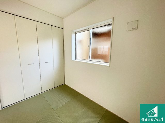 大津市坂本　第33期　新築一戸建ての洋室|シンプルな洋室は、自分好みのインテリアが楽しめます♪ご家族とインテリアや家具を選びに行くのは新築購入時の醍醐味の一つです。ぜひお楽しみください♪