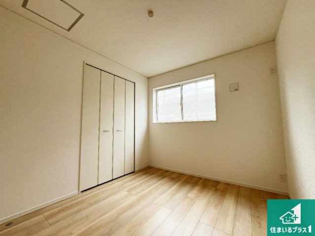 大津市坂本　第33期　新築一戸建ての洋室|シンプルな洋室は、自分好みのインテリアが楽しめます♪ご家族とインテリアや家具を選びに行くのは新築購入時の醍醐味の一つです。ぜひお楽しみください♪