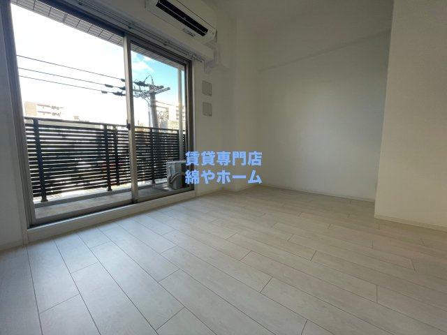 エスリード難波ザ・メゾンの居間・リビング