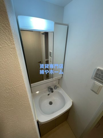 エスリード難波ザ・メゾンの独立洗面台