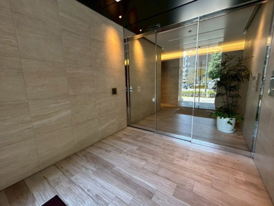 【エントランス】 | エンクレスト博多駅東II