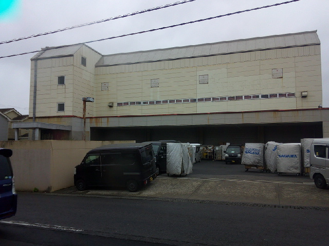 船橋市大穴南３丁目の倉庫の外観