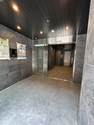 【エントランス】 | ERcity’s三宮EAST