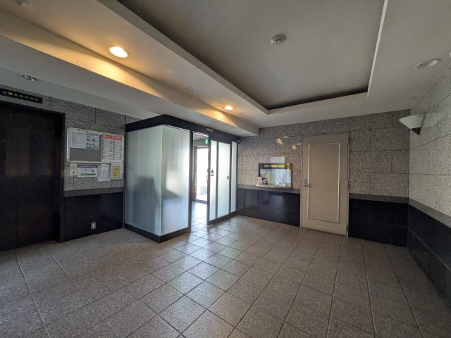 【エントランス】