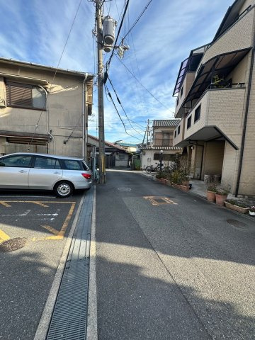 フェンネル千里の周辺