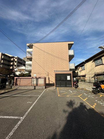 フェンネル千里の外観