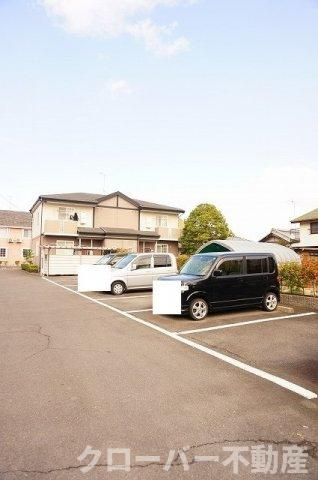 ララ・メゾン　Ａの駐車場