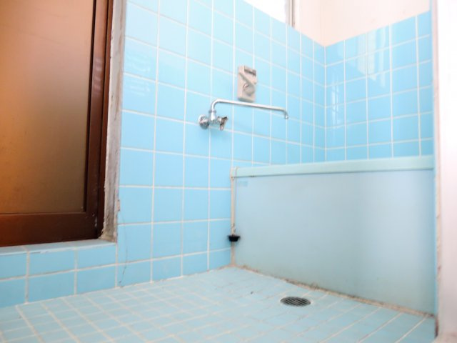 中谷借家2戸の浴室