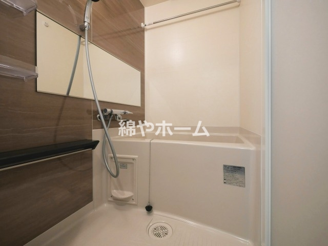 プレサンス東小橋エレディータ の浴室|コンパクトで使いやすいお風呂です