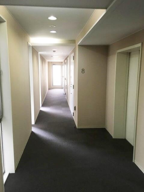港区麻布十番２丁目の賃貸マンションのロビー|屋内共有廊下 
