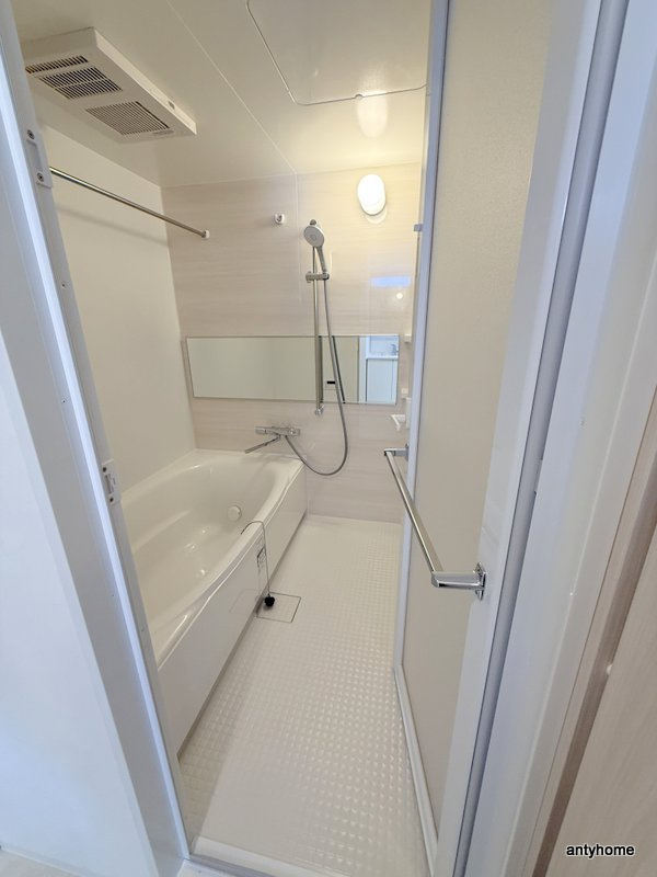 スプランディッド城東関目　仲介手数料無料の浴室