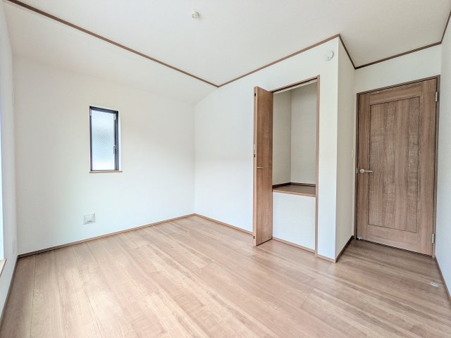 八王子市　大和田町　新築一戸建て　６期の収納|～収納力の高いクローゼット完備～