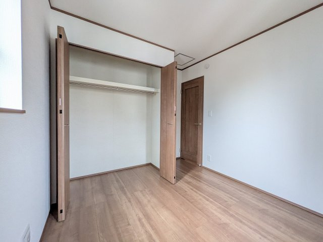 八王子市　大和田町　新築一戸建て　６期の収納|～収納力の高いクローゼット完備～