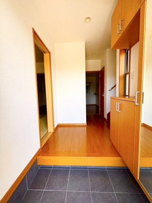 【玄関】 | 岸和田市　中古戸建て