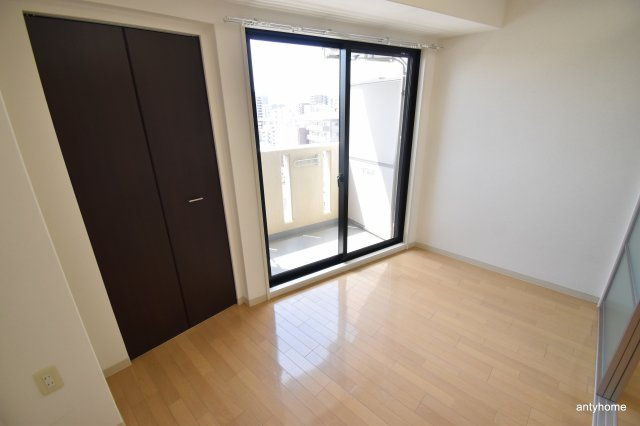 リッジ江坂（旧：ルクレ江坂）　仲介手数料無料の居間・リビング