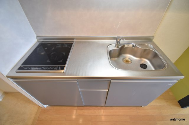 リッジ江坂（旧：ルクレ江坂）　仲介手数料無料のキッチン