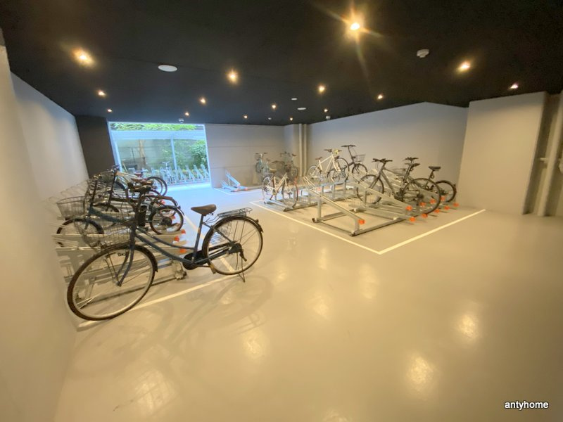 S-RESIDENCE堺筋本町Deux　仲介手数料無料の駐車場