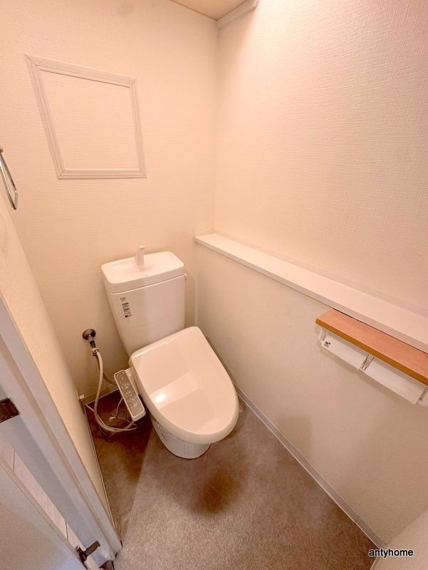 テンフォーティ　仲介手数料無料のトイレ