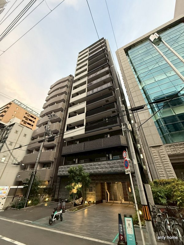 プレサンス心斎橋ブライト　仲介手数料無料の外観