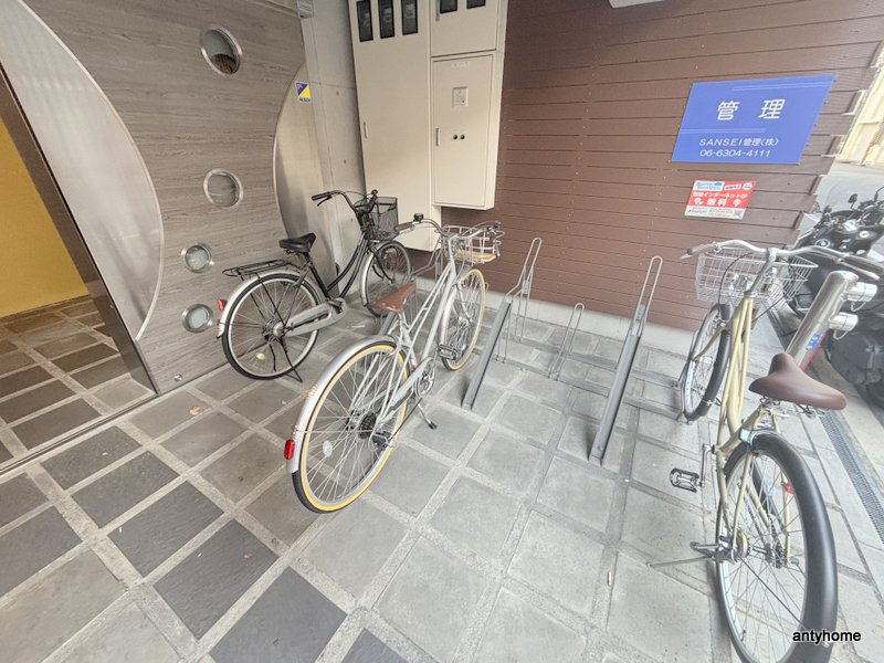 NET LIFE本町　仲介手数料無料の駐車場