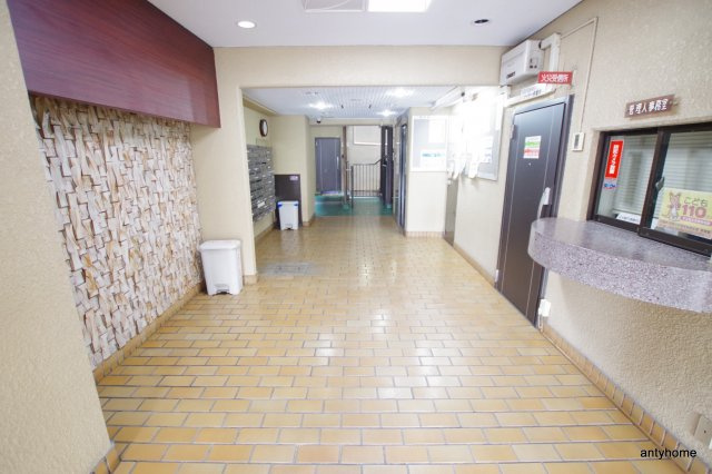 ノバカネイチ中津　仲介手数料無料のロビー