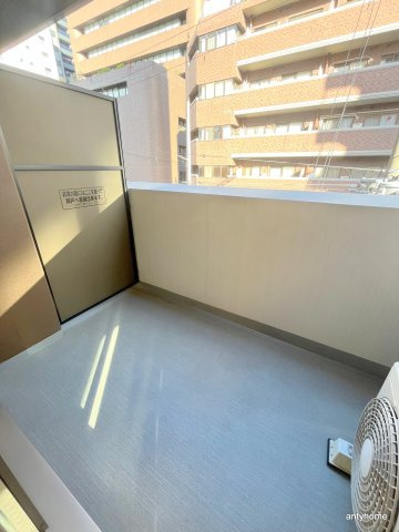 パークアクシス大阪新町　仲介手数料無料のバルコニー