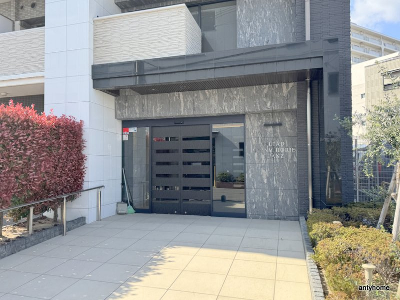 エスリード南堀江グランツ　仲介手数料無料のエントランス