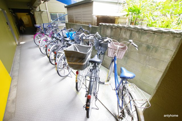 ローズコーポ新大阪第2　仲介手数料無料の駐車場