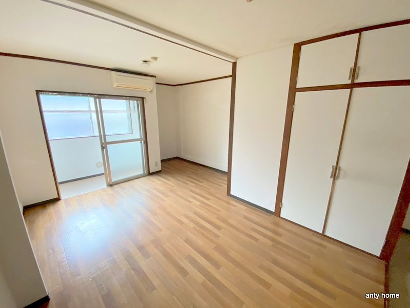 太陽マンション　仲介手数料無料の居間・リビング