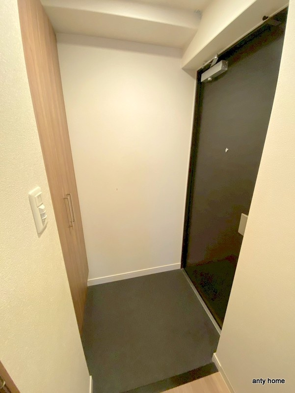 プレサンス松屋町グレース　仲介手数料無料の玄関