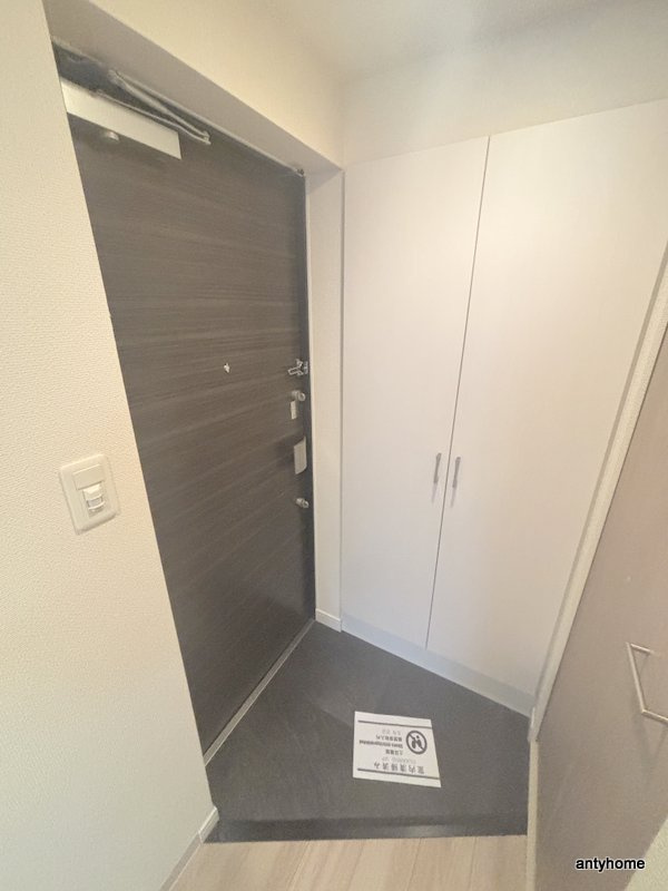 プレサンス松屋町駅前　仲介手数料無料の玄関