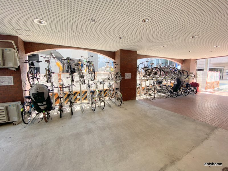 GSハイム船場　仲介手数料無料の駐車場