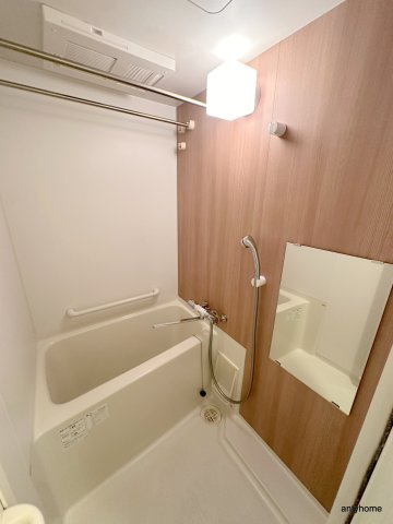 ユーレジデンス淀屋橋　仲介手数料無料の浴室
