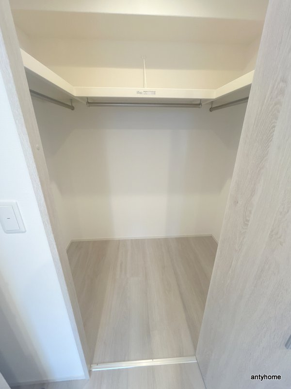 LAZO内久宝寺　仲介手数料無料の収納