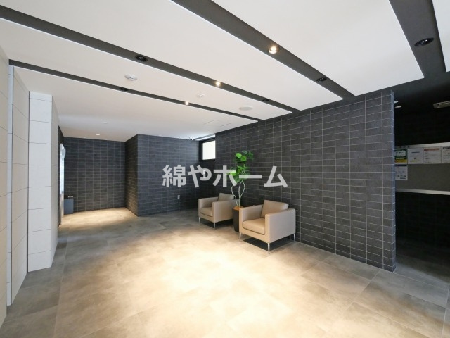 リヴェント森ノ宮のロビー|清潔なロビーです