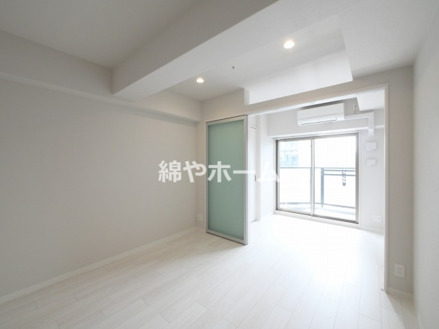 リヴェント森ノ宮の洋室|使い勝手のいい洋室です