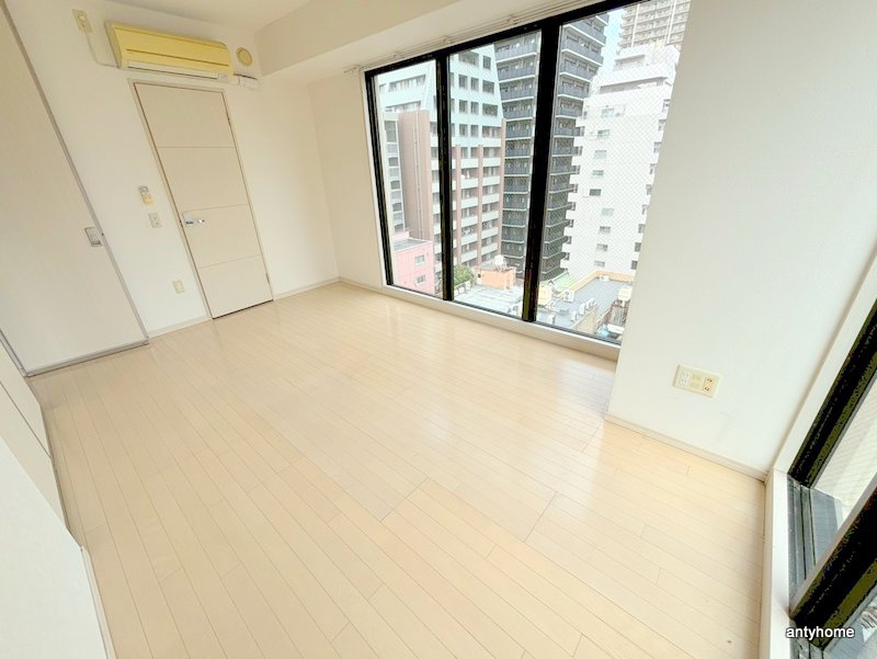 アルグラッドザタワー心斎橋　仲介手数料無料の寝室