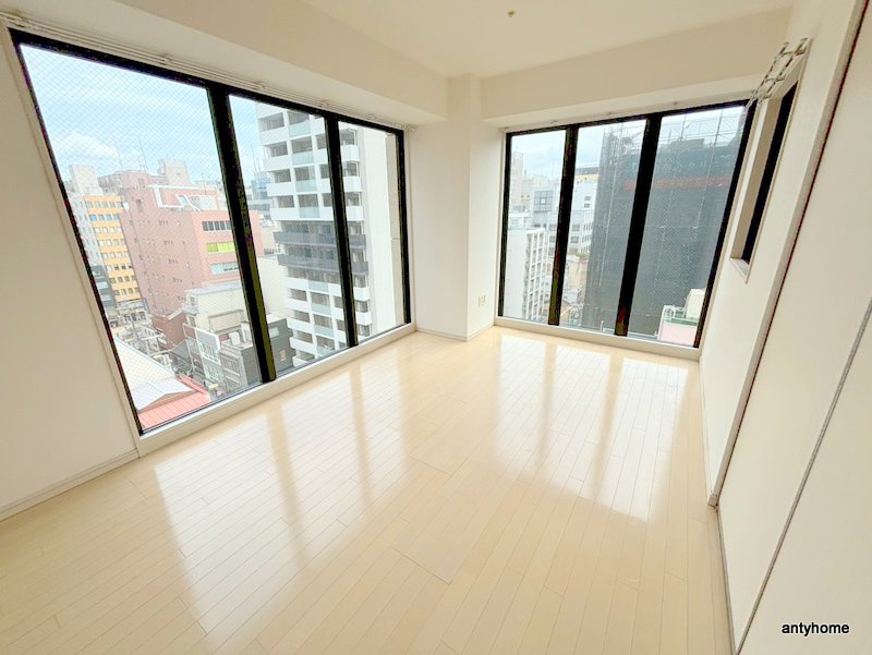 アルグラッドザタワー心斎橋　仲介手数料無料の寝室