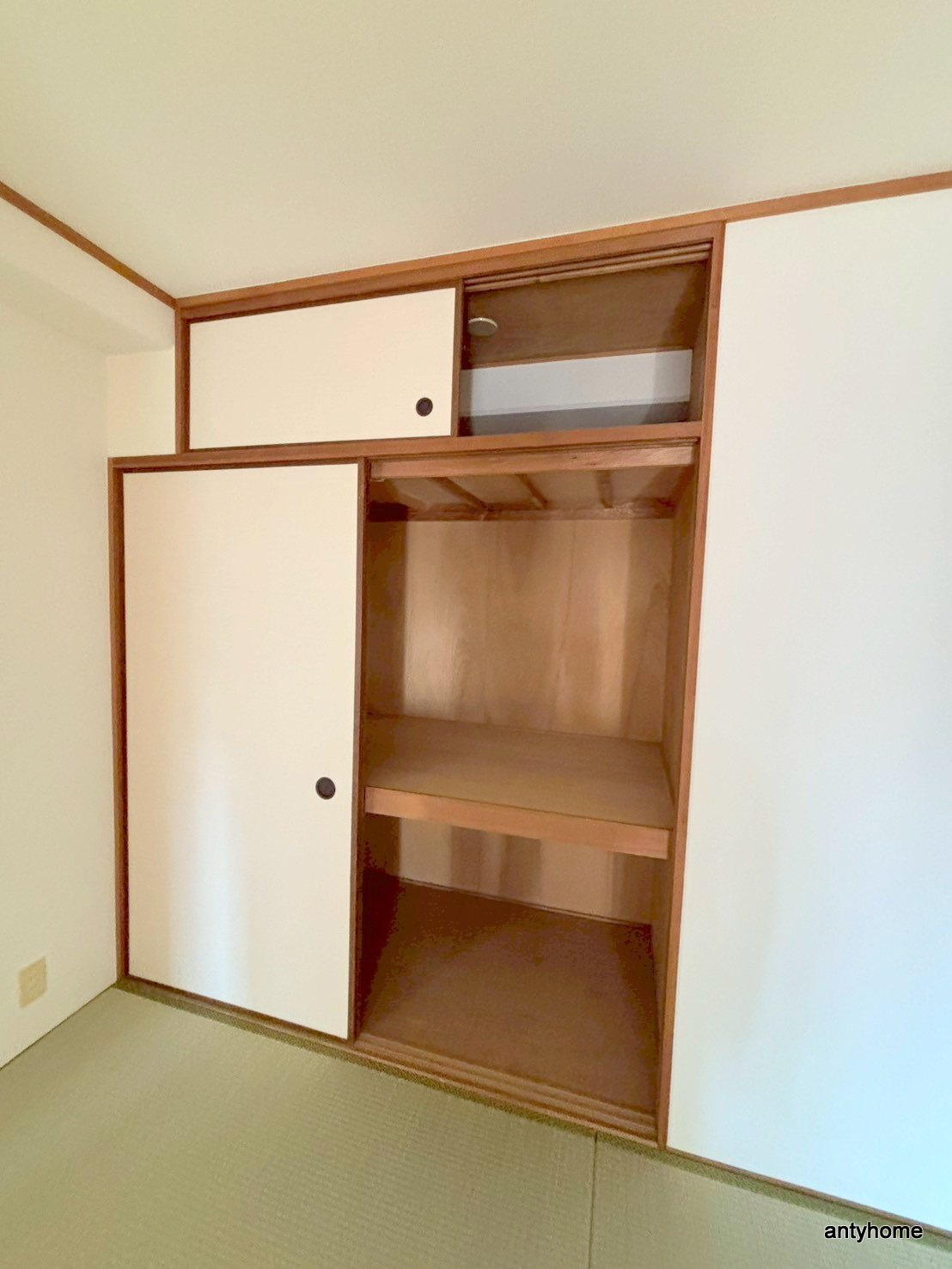アストレア内淡路　仲介手数料無料の収納