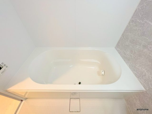 ラクラス長堀橋　仲介手数料無料の浴室