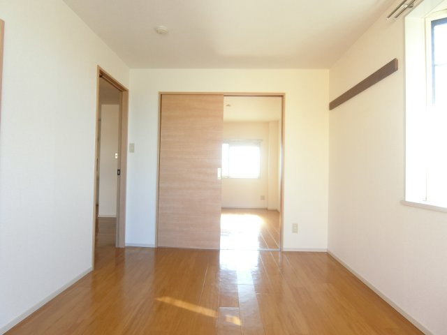 コーポ　エンナの洋室