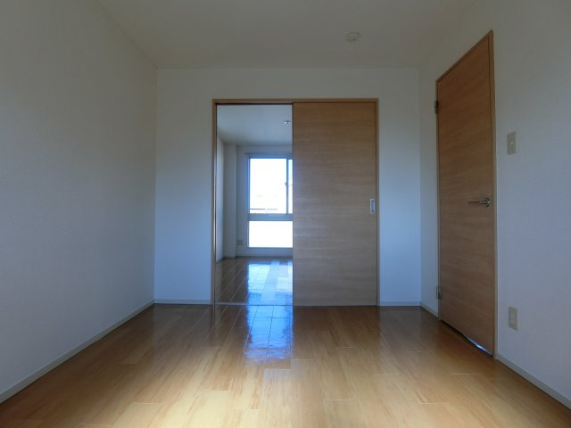 コーポ　エンナの洋室