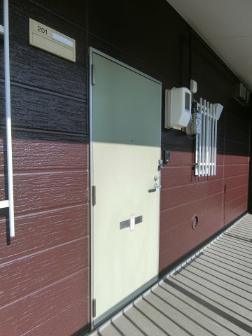 コーポ　エンナの玄関