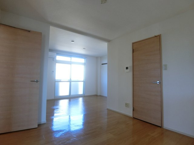 コーポ　エンナの居間・リビング